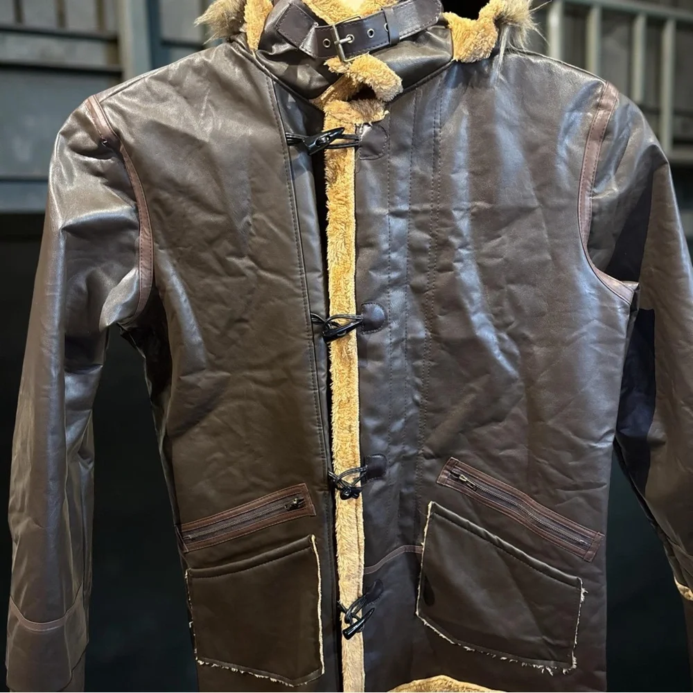 MEN HOODCOAT LEATHERLIKE FINISH PLUSH LINING TOGGLES BUCKLES 48 CHEST STREETWEAR - Picture 14 of 14